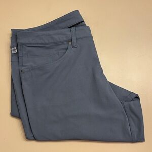 Mens Lululemon, ABC Classic fit 5 pocket pants. 34x32. Blue.
